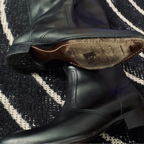 KENNETH COLE NEW YORK | BLACK LEATHER RIDING BOOK | EUC | SZ10 - Picture 9 of 14